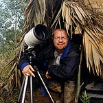 Heiko Beyer im Beobachtungsversteck in Peru